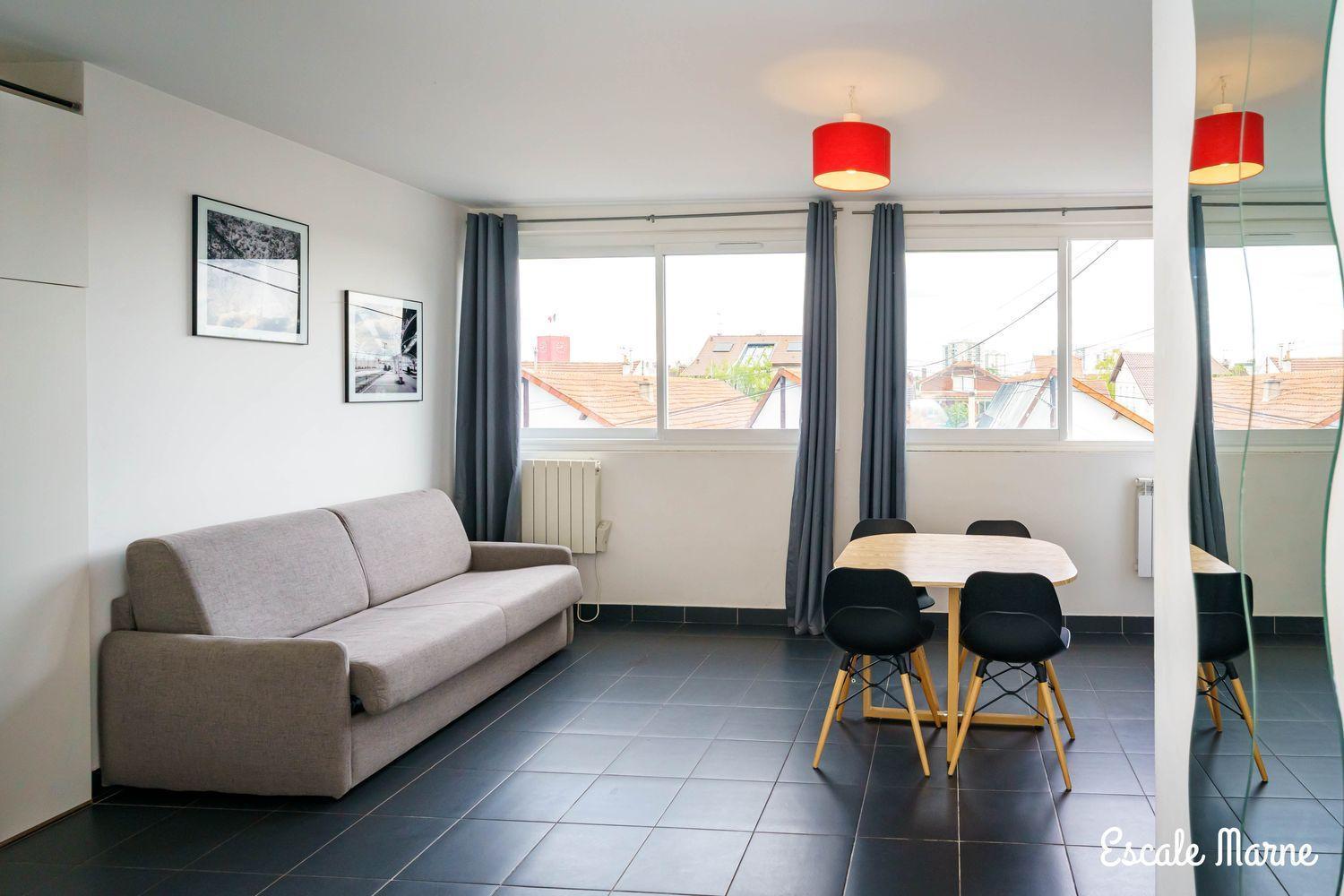 Escale-Marne Fr - 202 - Free Parking - Free Luggage Storage - All Equipped - Linen Included - Washing Machine - 10Mn Walk Metro 8 - Rer A - Panoramic View - From 1 To 14 Guests Maisons-Alfort Szoba fotó